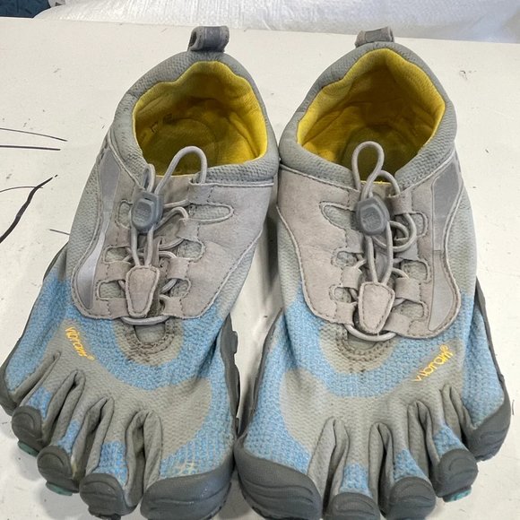 Vibram five finger womens gray blue barefoot running athletic shoes W356 size 39 - Picture 1 of 5